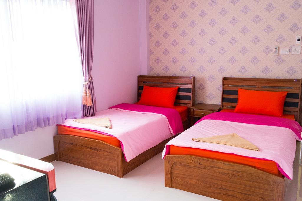 Hotel Rak Ban Kerd House à Ko Sichang Chambre photo